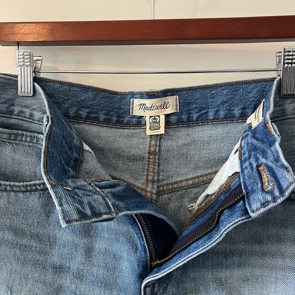 Madewell Relaxed Mid-Length Denim Shorts - 26 - Picture 3 of 7